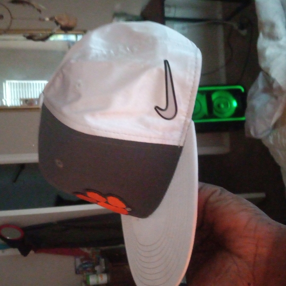 Nike hat (Clemson Tigers) - Picture 2 of 8